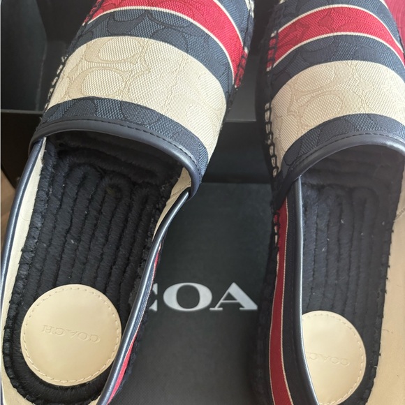 Coach Shoes ( new) Sig Strip Espadrille 7.5D - Picture 2 of 10